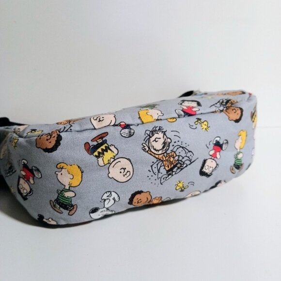 Custom Peanuts Snoopy Small Crescent Bag Grey - Picture 3 of 7